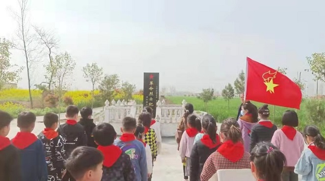 ����м�����ʷ������ḻ���